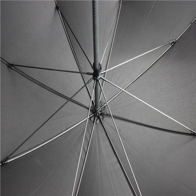 Um guarda-chuva para golfe de fibra de carbono à prova de vento Super Light 63&quot;