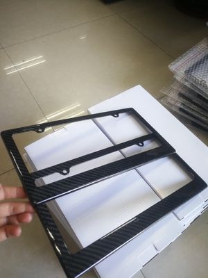 Quadro de placa de licença de fibra de carbono personalizado Branco Preto Twill Brilhante Luxo Personalizado 32 * 16