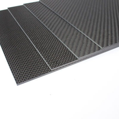 6 mm 1,5 mm 1 mm 0,5 mm Folha de fibra de carbono Cfrp Plate Heat Press 400x500 mm